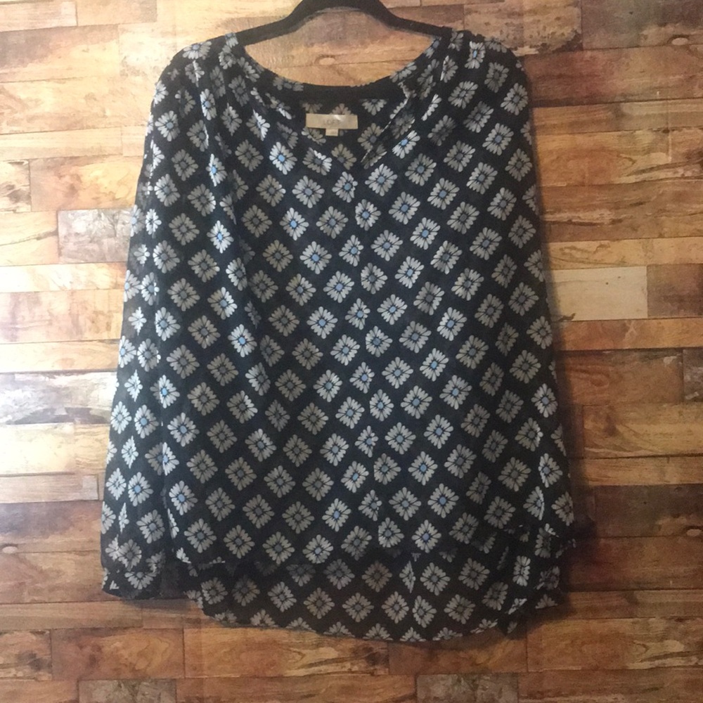 Ladies Ann Taylor top